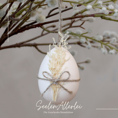 OSTEREIER mit Trockenblumen