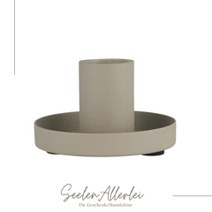 Kerzenständer aus metall in ash grey von IBlaursen