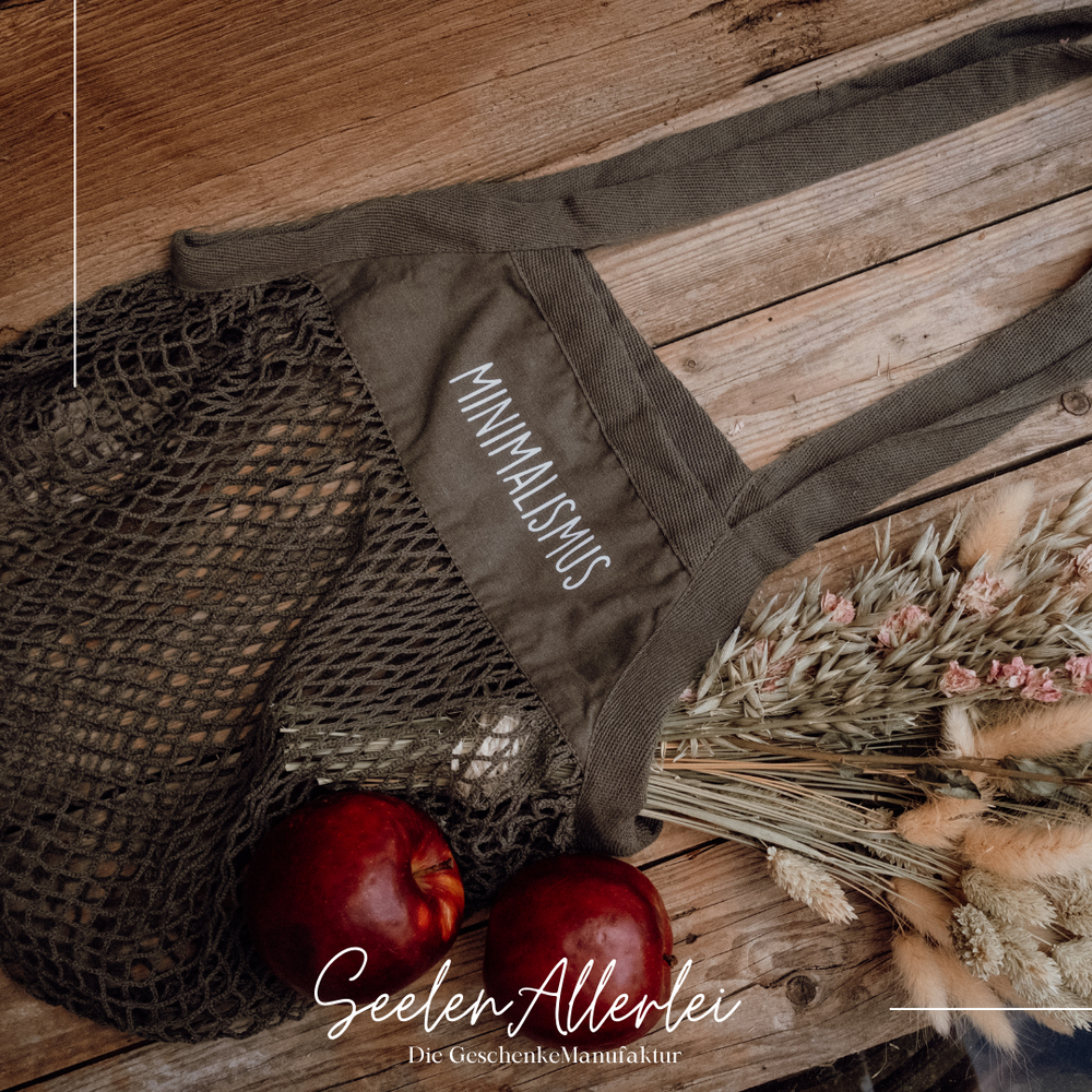 Einkaufsnetz nostalgisch aus Baumwolle mit der Aufschrift minimalismus