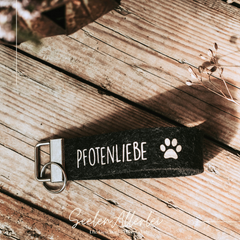 Schlüsselanhänger mit der Aufschrift Pfotenliebe
