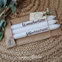 Stabkerzen Set Wunscherfüller Silberhochzeit personalisiert auf rustikalem Holzbrett mit Naturmaterialien