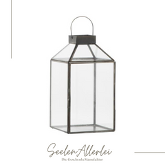 große Laterne Norr in Schwarz vor weißem Hintergrund als Produktfoto