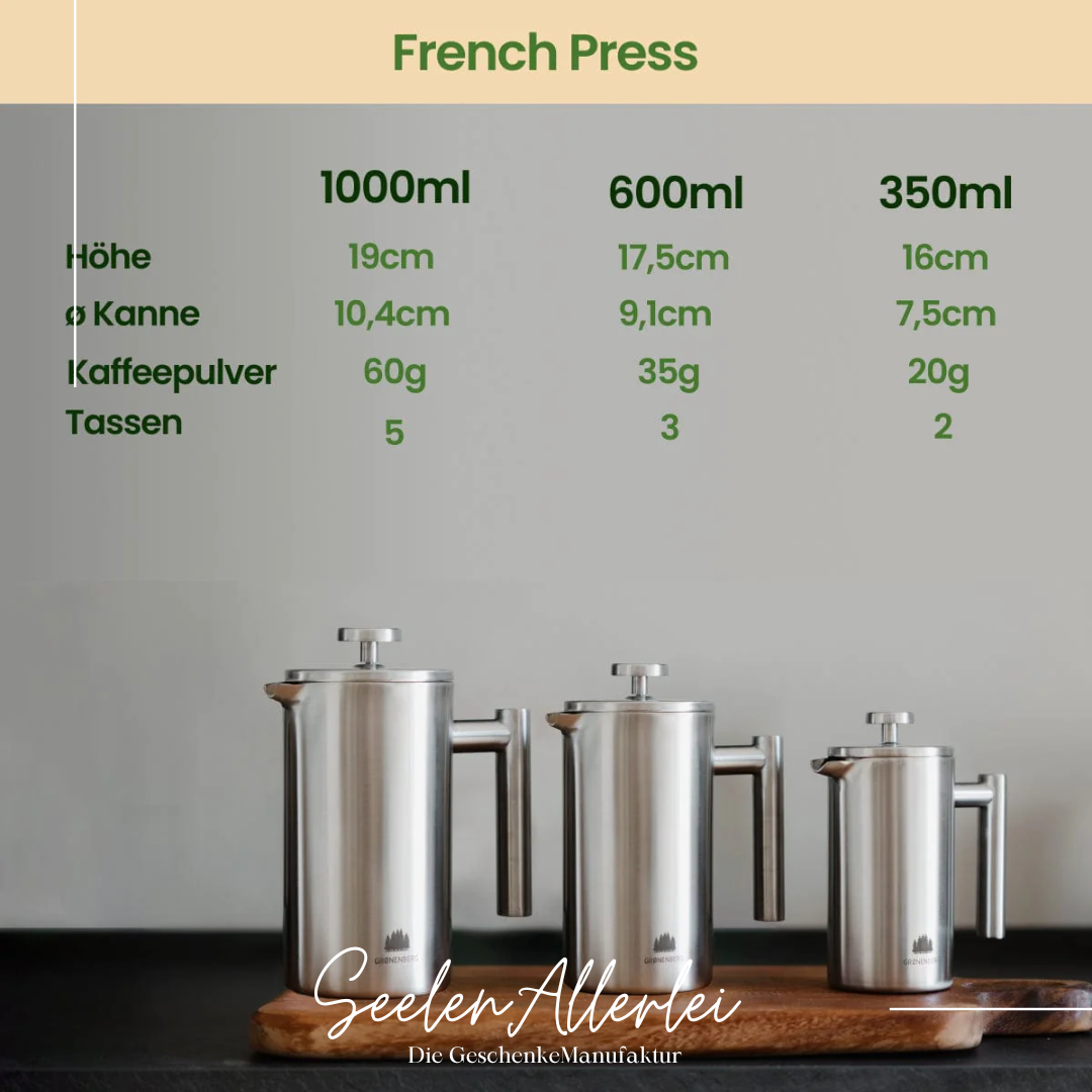 drei verschiedene Größen der Edelstahl French Press auf einem Holzbrett