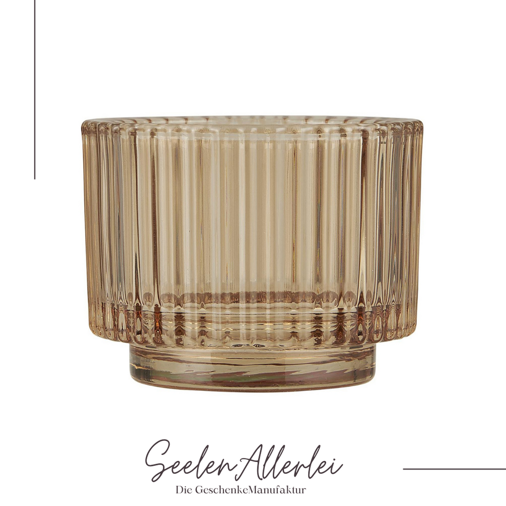 Einzelaufnahme Teelichthalter Valencia aus Glas in der Farbe sand von IBlaursen