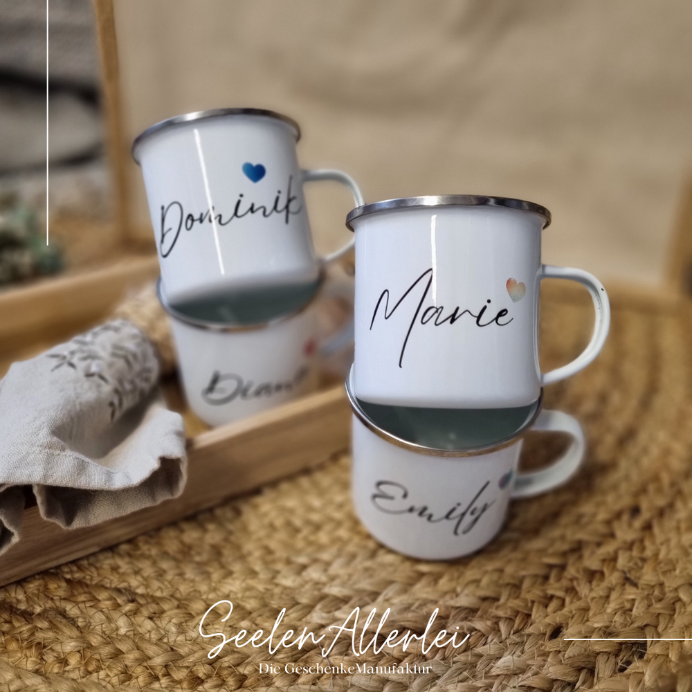 Emaille Tasse mit Namen zur Individualisierung von Seelenallerlei als Geschenk