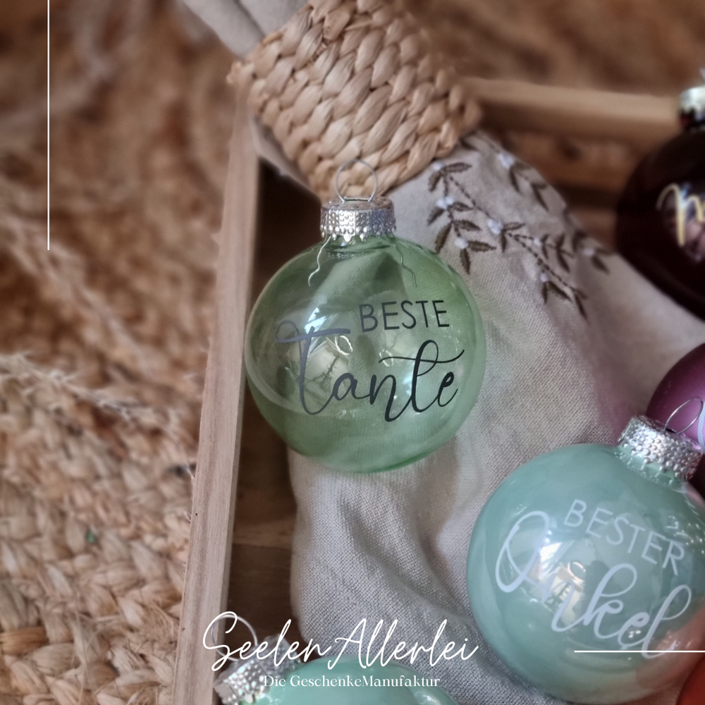 grüne Kugel mit beste Tante