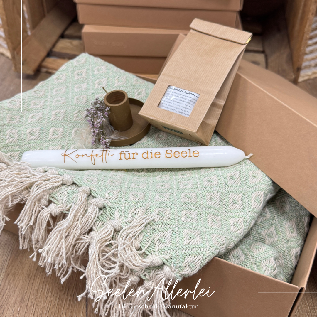 Wohlfühlbox Hygge mit Plaid