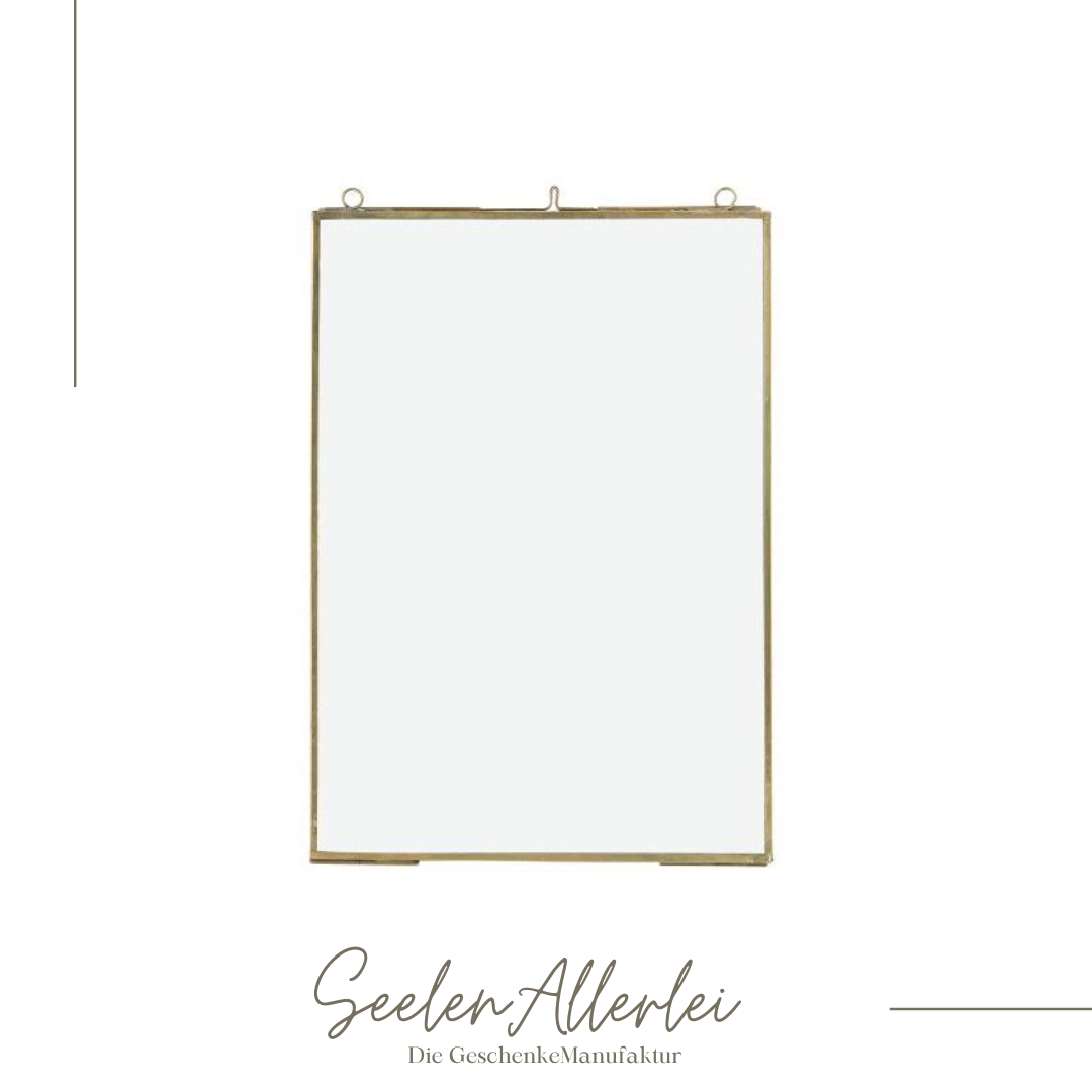 großer goldener Glasrahmen von iblaursen vor weißem Hintergrund