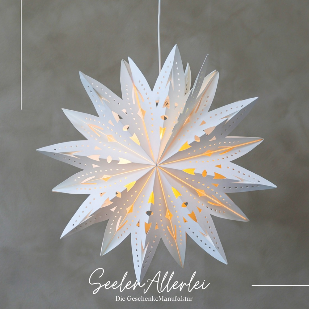 großer und breiter runder Papierstern zum  Aufhängen als Beleuchtung in Vintageoptik