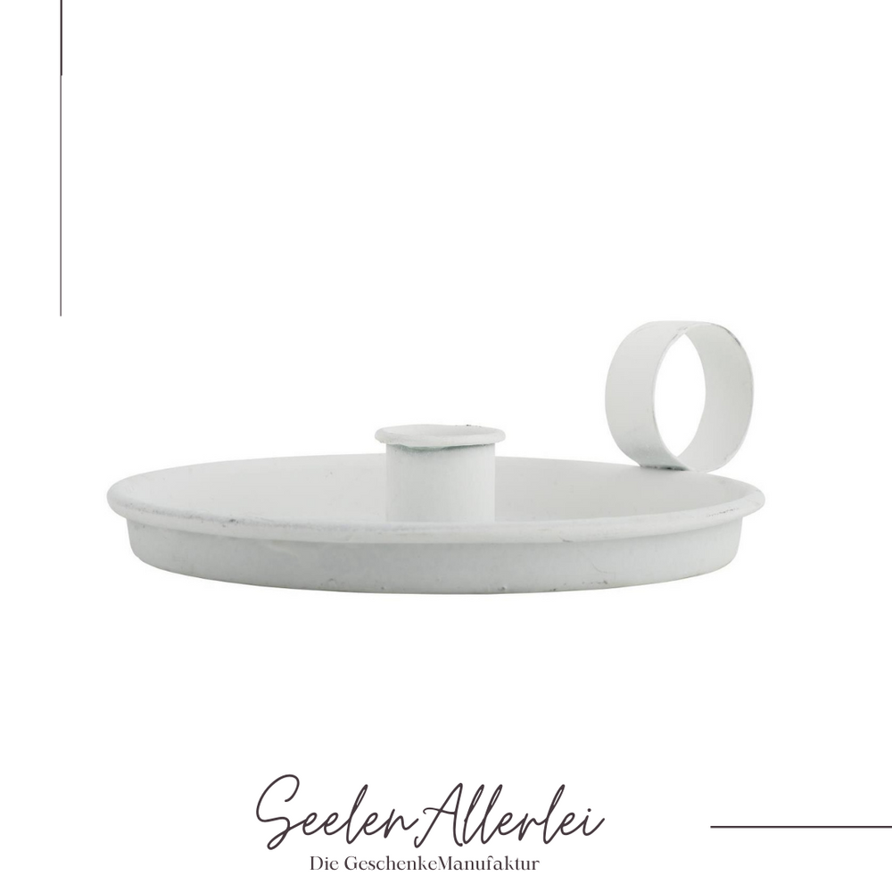 Kammerleuchte in weiß vor weißem Hintergrund